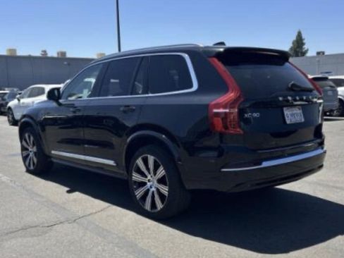 Used 2023 Volvo XC90 T8 Plus w/ Protection Package Premier AWD/4WD image 3