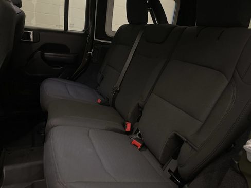 Used 2021 Jeep Wrangler Unlimited Sport AWD/4WD image 15