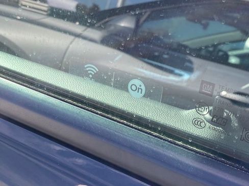 Used 2023 Chevrolet TrailBlazer RS w/ Sun and Liftgate Package image 3