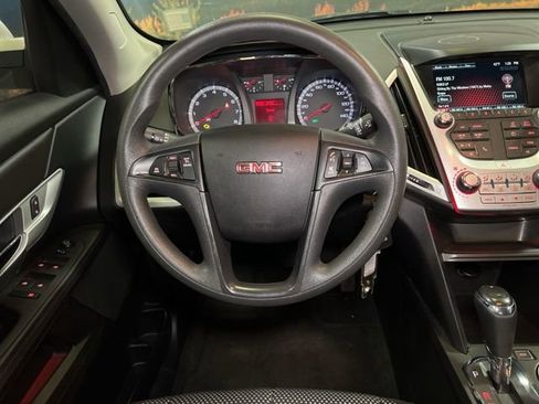 Used 2017 GMC Terrain SLE image 59