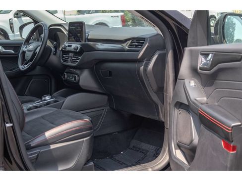 Used 2022 Ford Escape SEL w/ SEL Stealth AWD Package image 10
