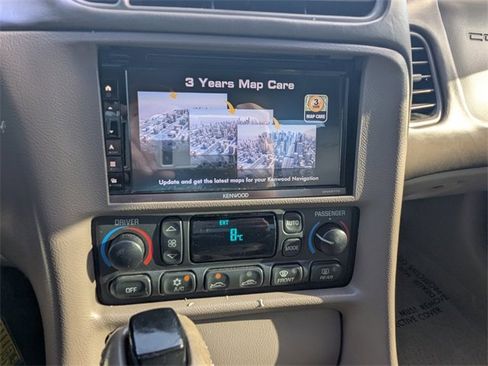 Used 2003 Chevrolet Corvette 50th Anniversary w/ Preferred Equipment Group1 image 17