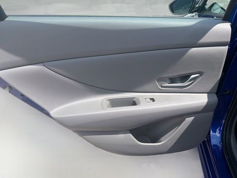 Used 2025 Hyundai Elantra Sport FWD image 23