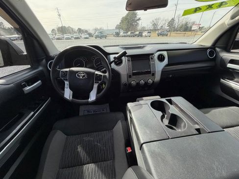 Used 2016 Toyota Tundra SR5 image 11