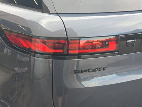 Certified 2025 Land Rover Range Rover Sport Dynamic SE AWD/4WD image 36