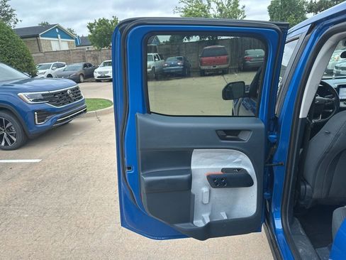 Used 2022 Ford Maverick XLT FWD image 11