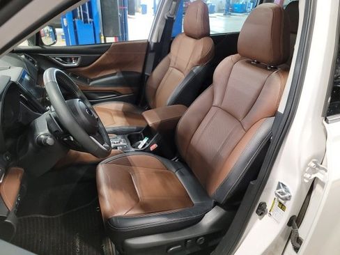 Used 2024 Subaru Forester Touring image 15