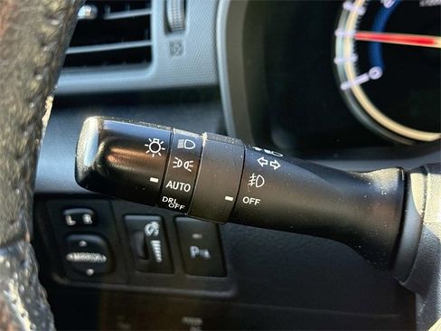 Used 2018 Toyota 4Runner Limited image 27