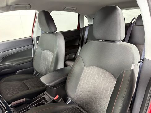 Used 2023 Mitsubishi Outlander Sport ES AWD/4WD image 13