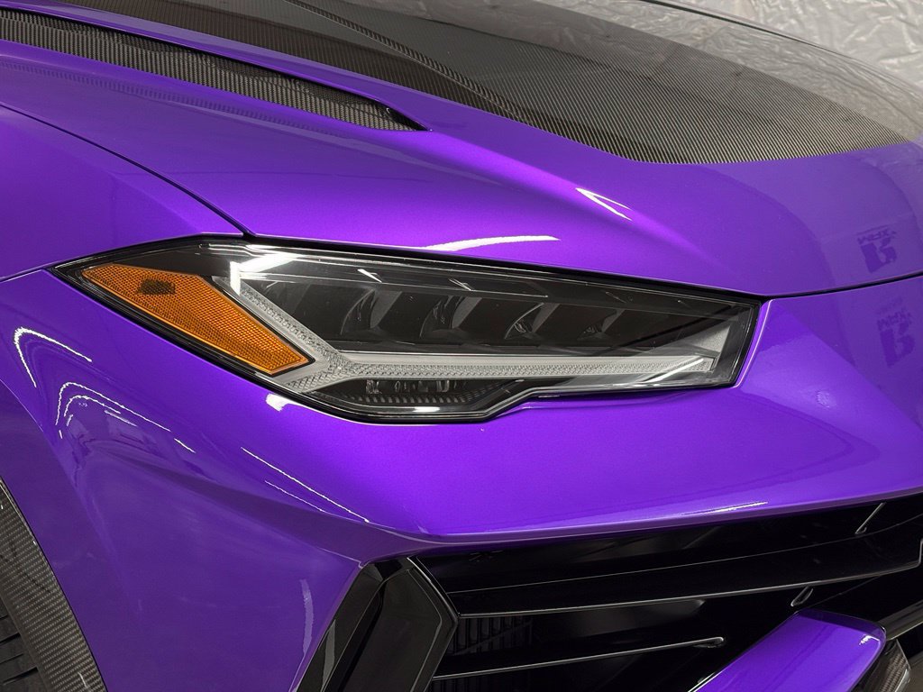 Used 2023 Lamborghini Urus Performante AWD/4WD image 18