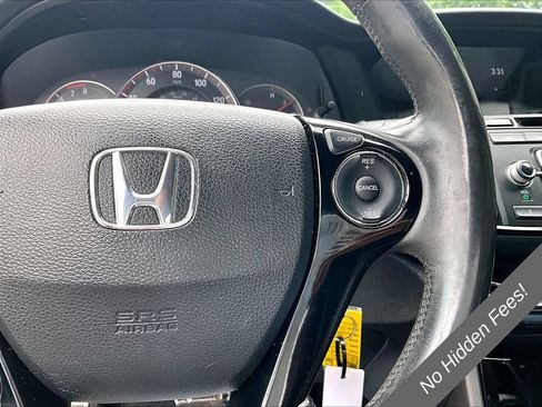 Used 2017 Honda Accord Sport image 12