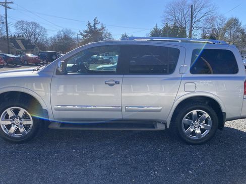 Used 2011 Nissan Armada Platinum w/ 2nd Row Captain Seat Pkg image 9