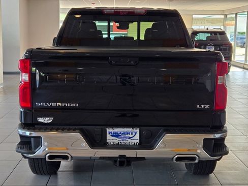 Used 2024 Chevrolet Silverado 1500 LTZ w/ Technology Package AWD/4WD image 12