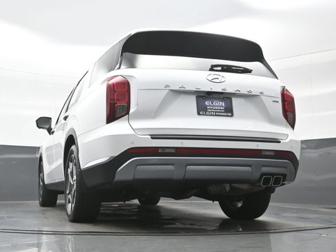 Used 2023 Hyundai Palisade Limited AWD/4WD image 33