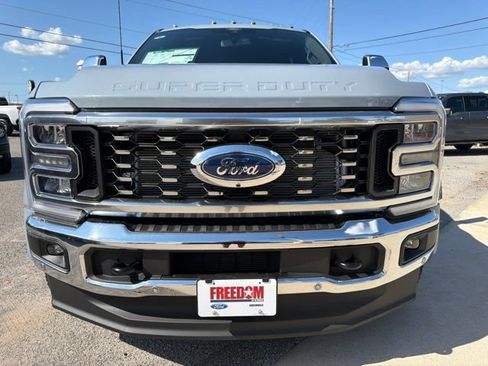 New 2026 Ford F450 King Ranch w/ Chrome Package AWD/4WD image 2