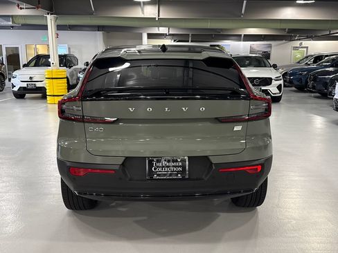 Used 2023 Volvo C40 P8 Recharge Ultimate AWD/4WD image 3