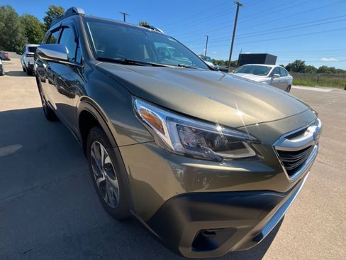 Used 2022 Subaru Outback Touring XT w/ Popular Package #2 AWD/4WD image 3
