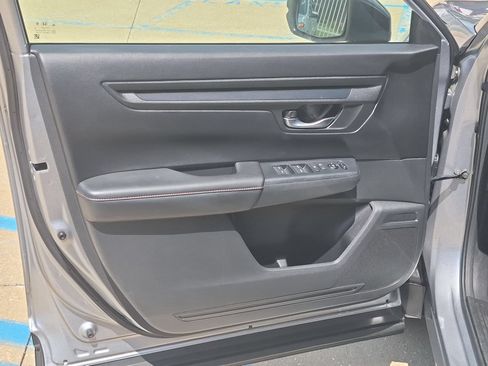 Used 2024 Honda CR-V Sport image 13