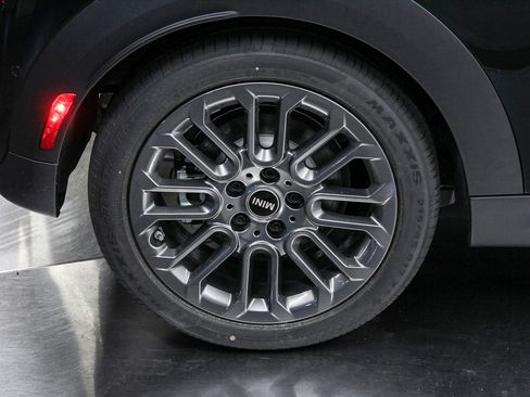 New 2026 MINI Cooper 2-Door Hardtop image 8