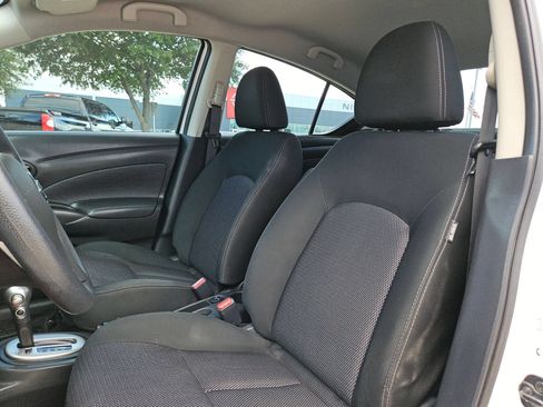Used 2019 Nissan Versa SV FWD image 13