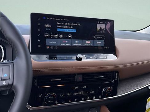 New 2026 Nissan Rogue Platinum w/ Platinum Premium Package AWD/4WD image 34