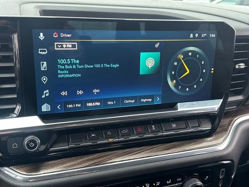 Used 2025 Chevrolet Silverado 1500 LT image 23