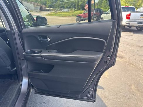 Used 2016 Honda Pilot Elite image 27