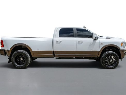 Used 2023 RAM 3500 Limited AWD/4WD image 6