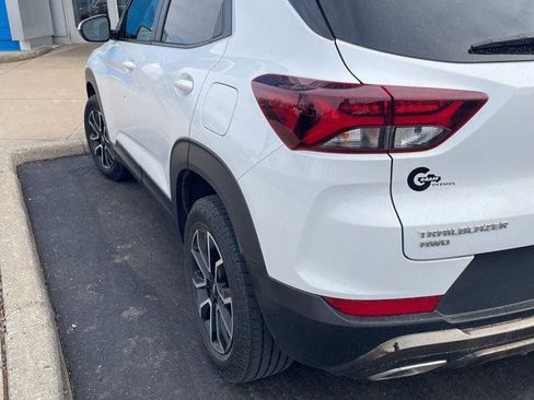 Used 2023 Chevrolet TrailBlazer ACTIV w/ Convenience Package image 2