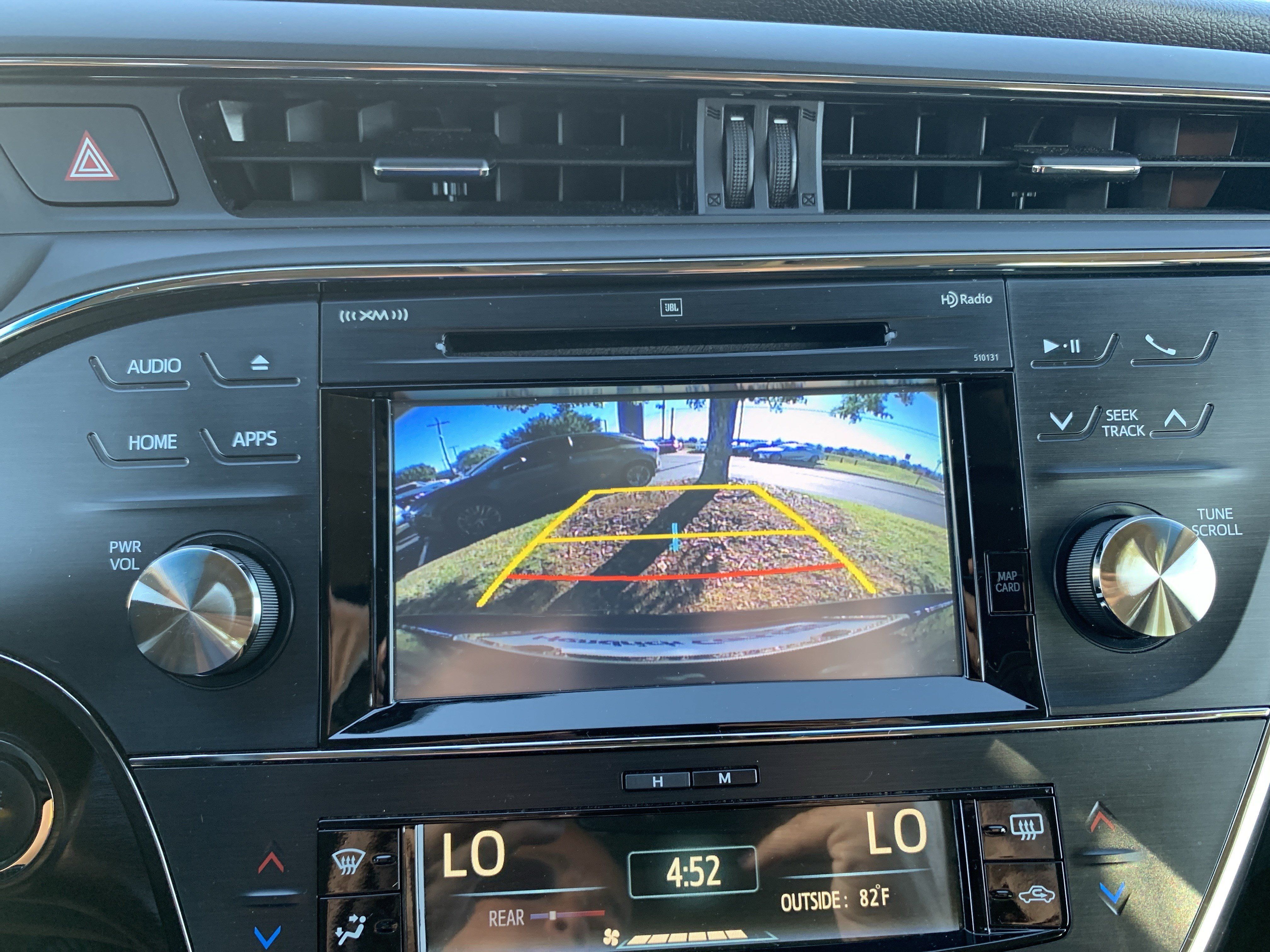 Used 2016 Toyota Avalon Limited w/ Toyota Safety Sense Package FWD image 25
