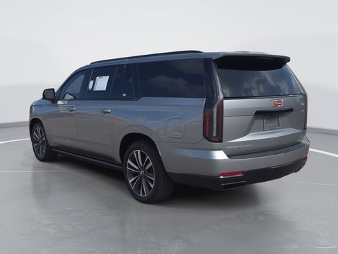 Certified 2026 Cadillac Escalade ESV Sport w/ Touring Package AWD/4WD image 5
