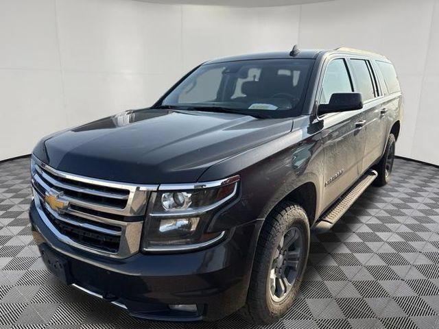 Used 2018 Chevrolet Suburban LT AWD/4WD image 5