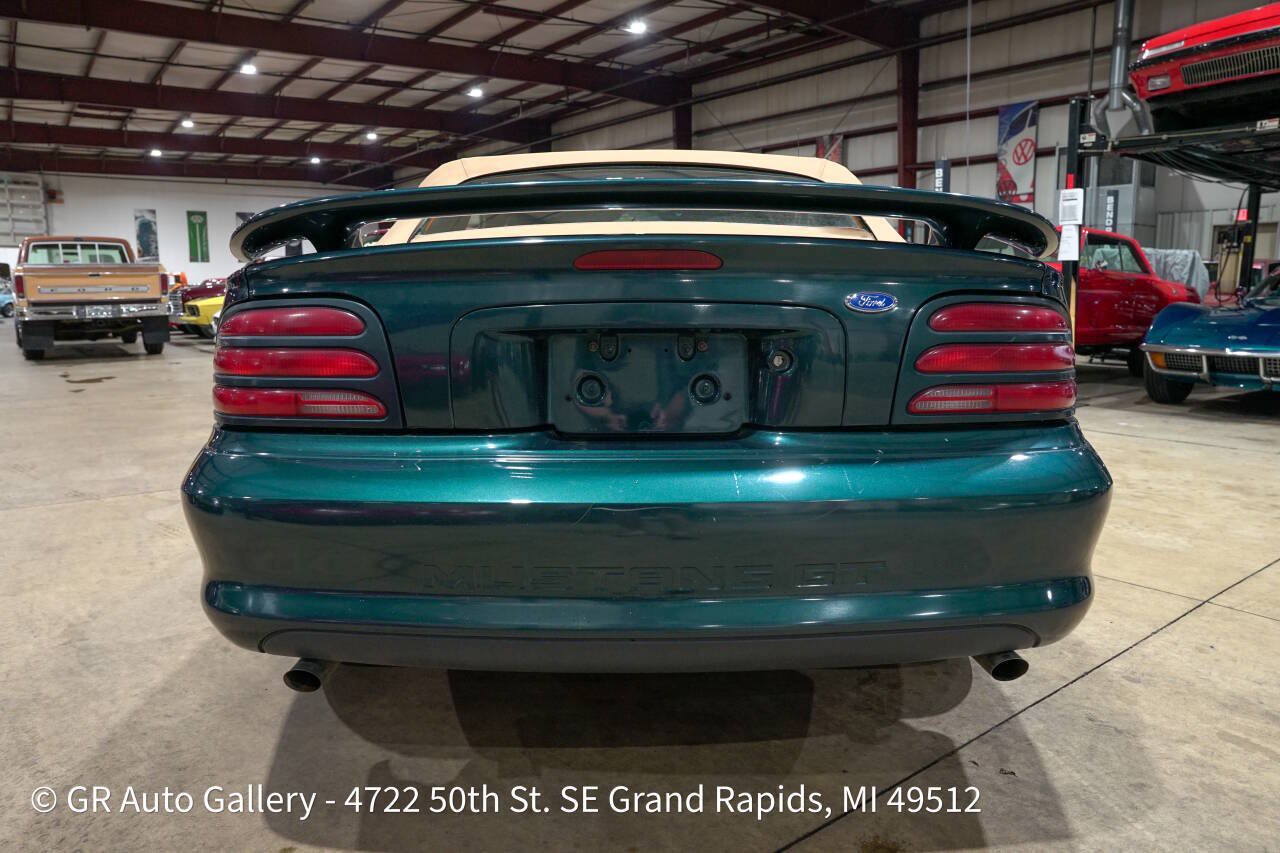 Used 1994 Ford Mustang GT RWD image 23