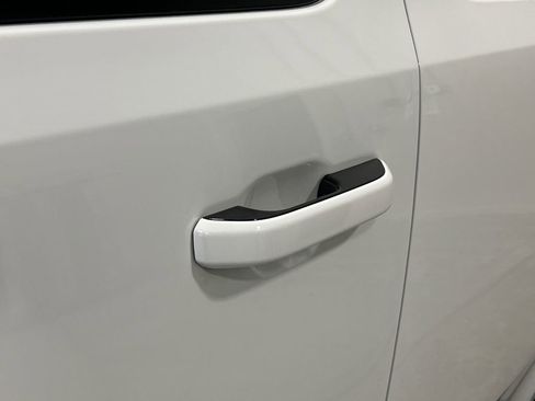 New 2026 Jeep Grand Wagoneer Limited w/ Premium Group II image 13