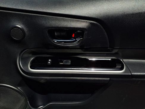 Used 2016 Toyota Prius C Two FWD image 21