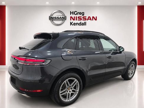Used 2020 Porsche Macan AWD/4WD image 4