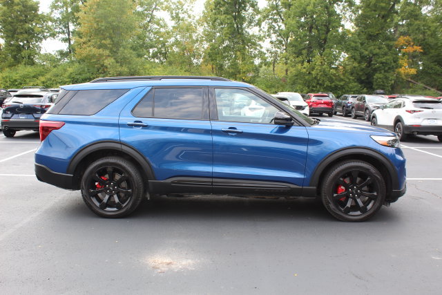 Used 2023 Ford Explorer ST w/ Equipment Group 401A AWD/4WD image 2