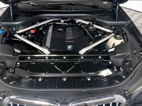 Used 2023 BMW X5 xDrive40i image 9