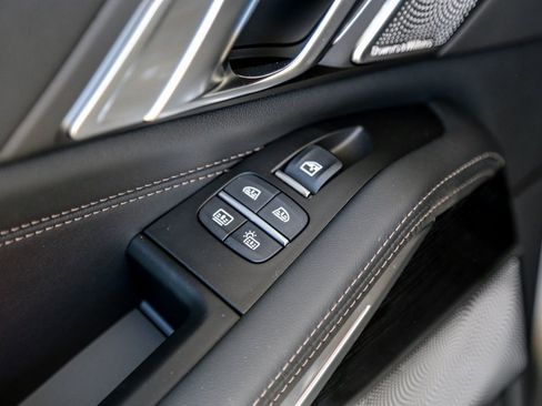 Used 2026 BMW X7 xDrive40i w/ Executive Package image 22