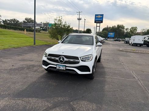 Used 2021 Mercedes-Benz GLC 300 4MATIC image 11