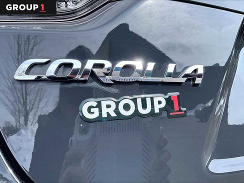 Used 2024 Toyota Corolla LE image 32