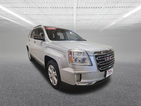 Used 2016 GMC Terrain SLT image 4