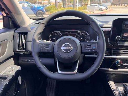 New 2025 Nissan Pathfinder SV w/ Cargo Package image 12