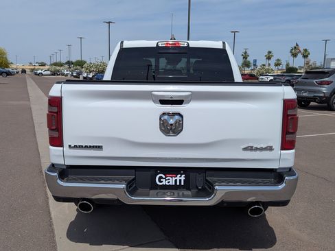 Used 2024 RAM 1500 Laramie AWD/4WD image 4