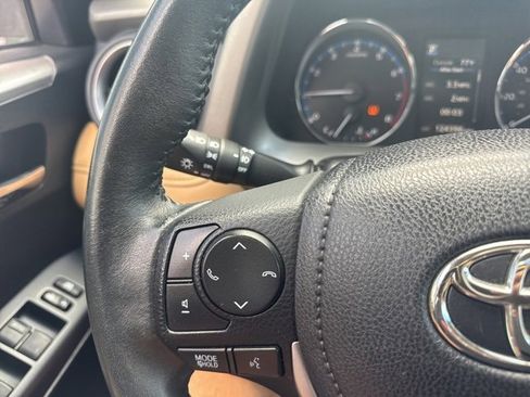 Used 2016 Toyota RAV4 XLE image 19