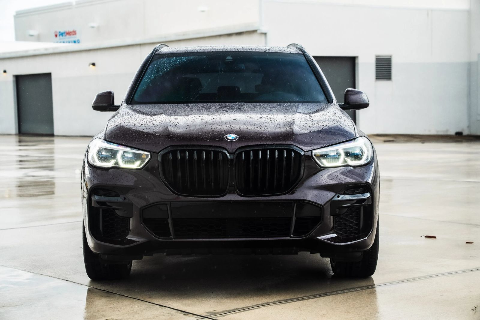 Used 2023 BMW X5 M50i w/ Executive Package AWD/4WD image 2