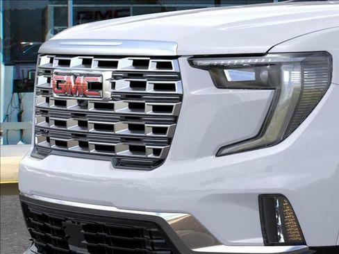 New 2026 GMC Acadia Denali image 13