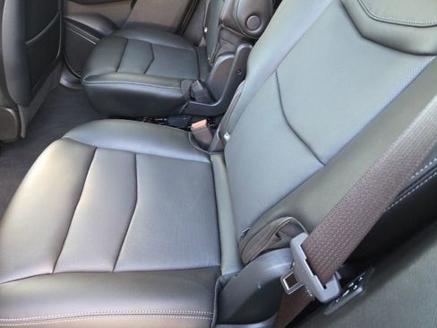 Used 2023 Cadillac XT6 Sport image 31