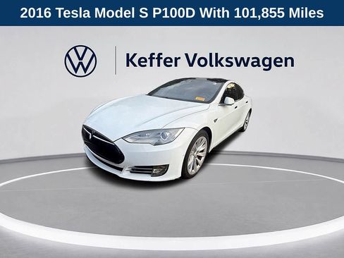 Used 2016 Tesla Model S Performance AWD/4WD image 1