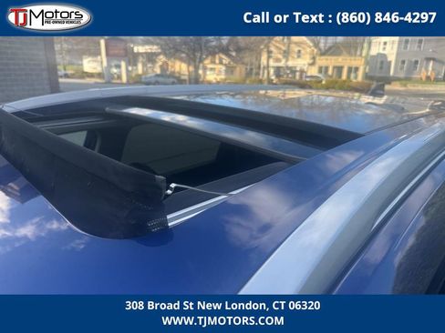 Used 2023 Nissan Rogue SL w/ SL Premium Package image 26